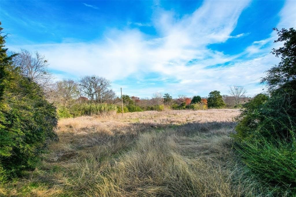 3.47 acres in Dallas County