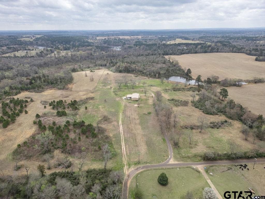 94.7 acres in Upshur County