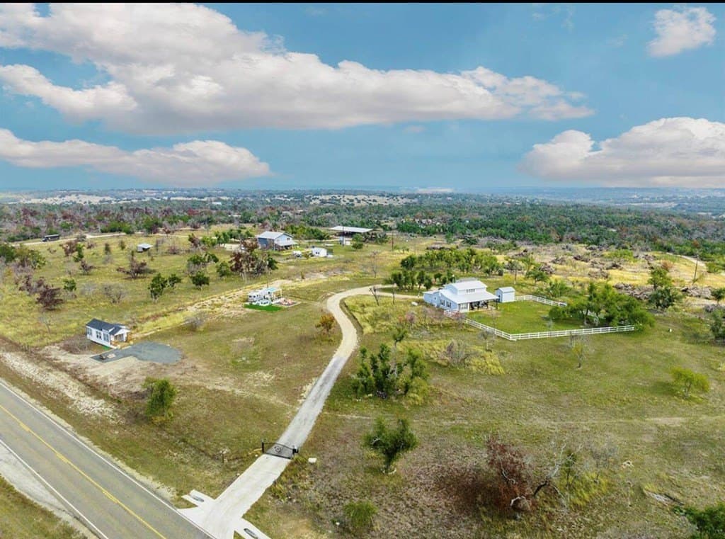 10.45 acres in Gillespie County gallery image 2