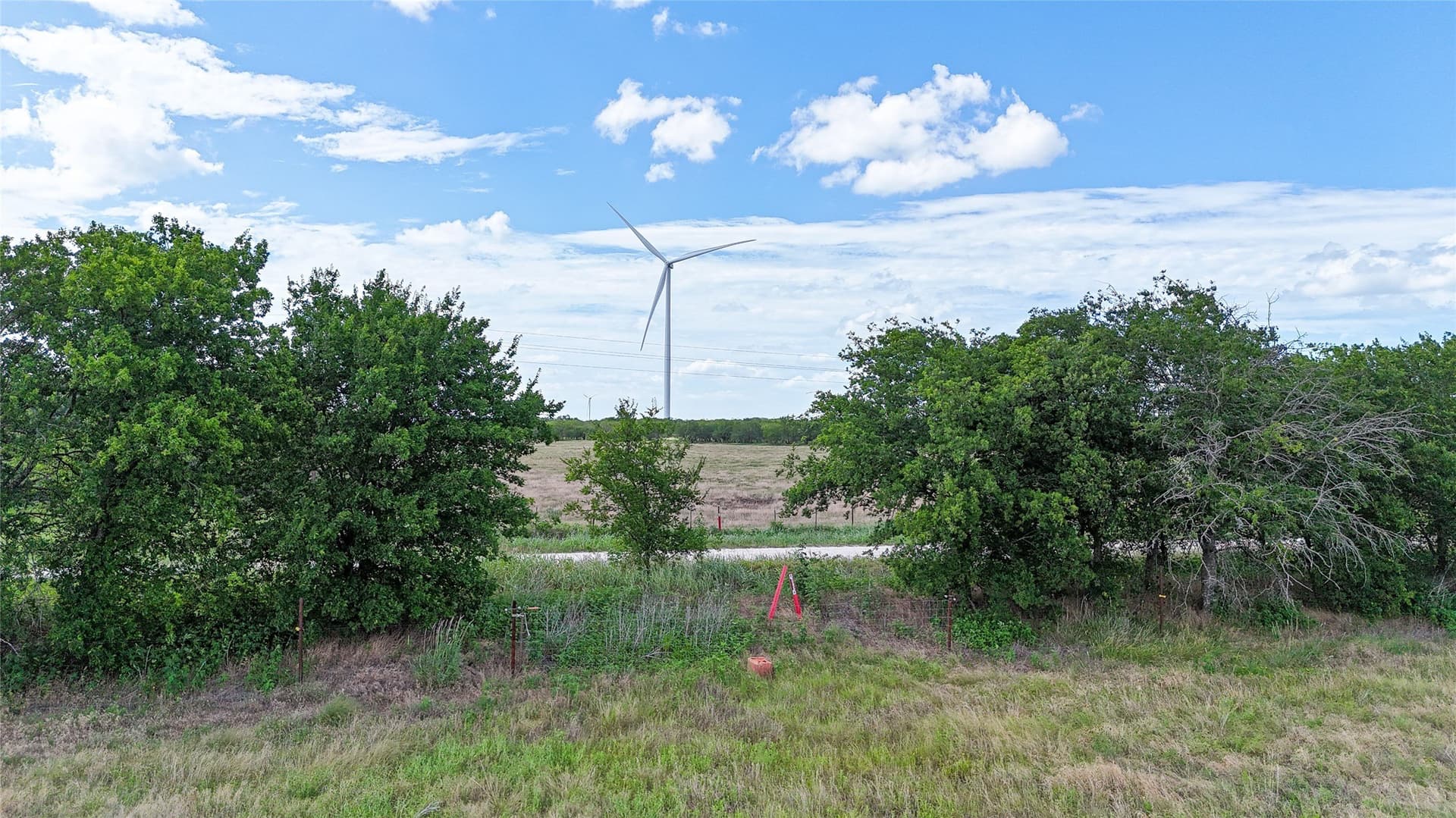 10 acres in Hill County - photo 13