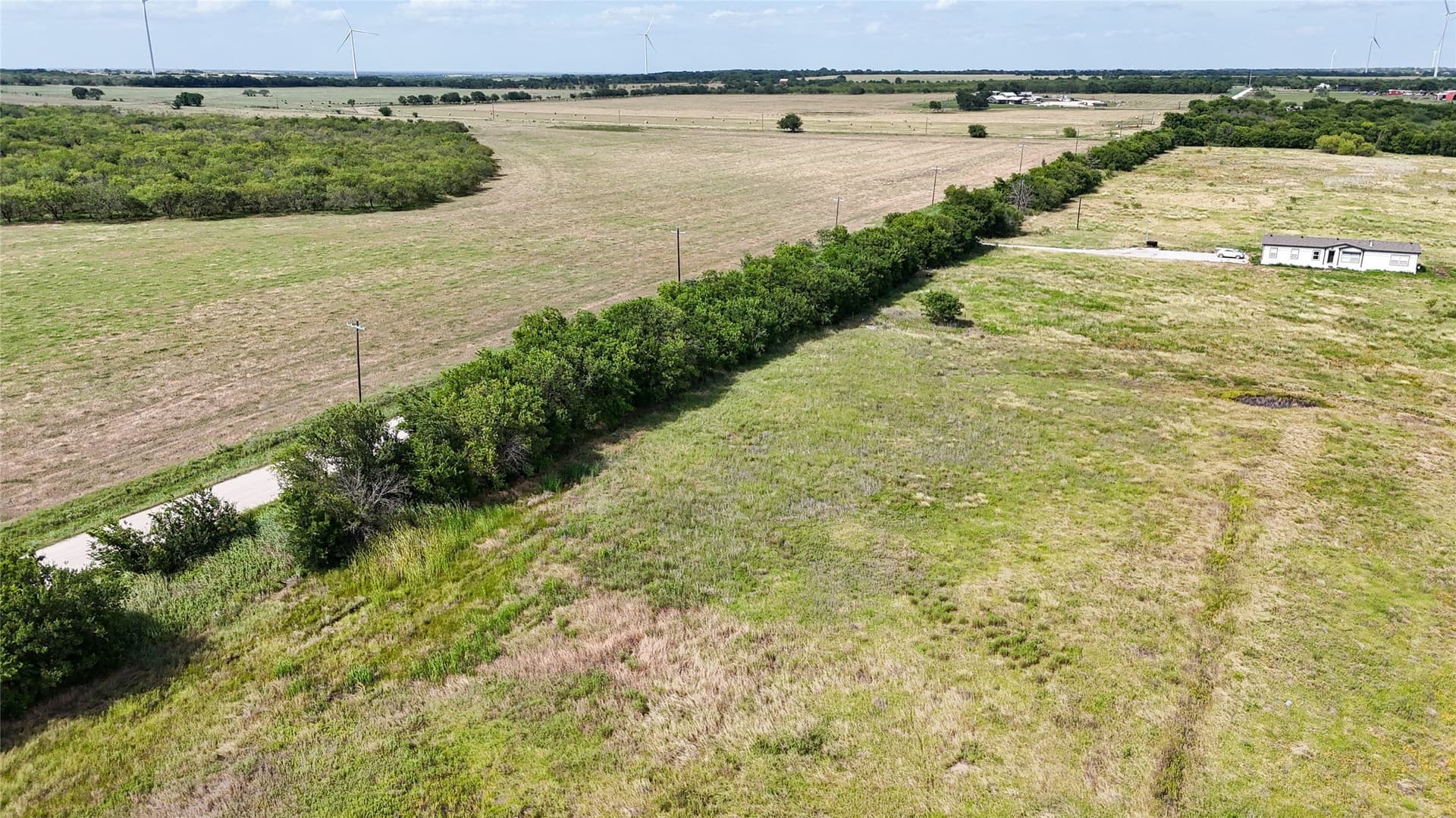 10 acres in Hill County - photo 17