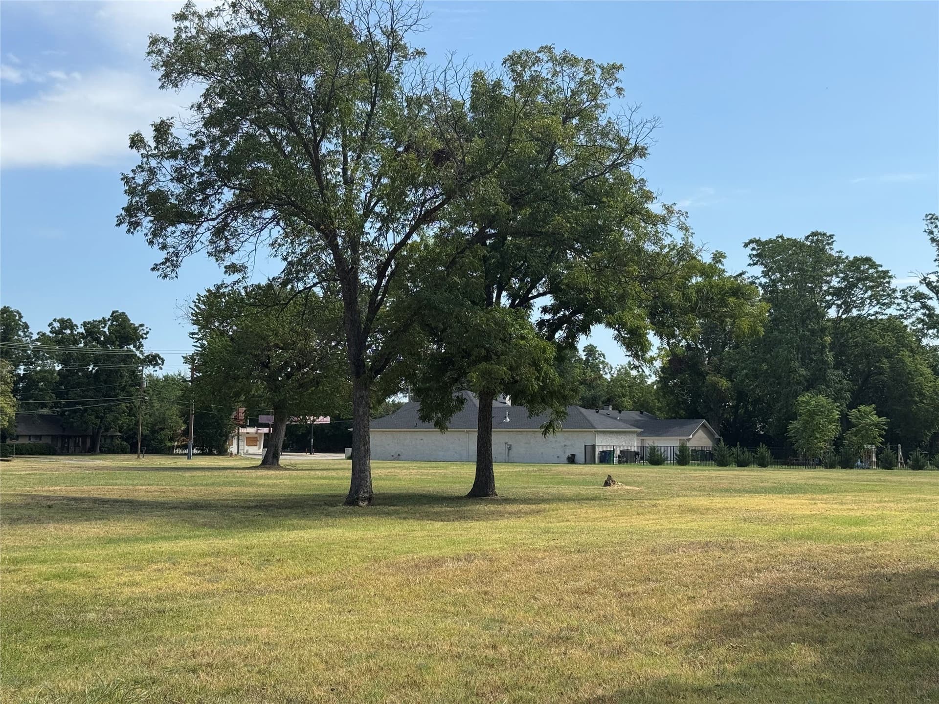 2.3 acres in Tarrant County - photo 4