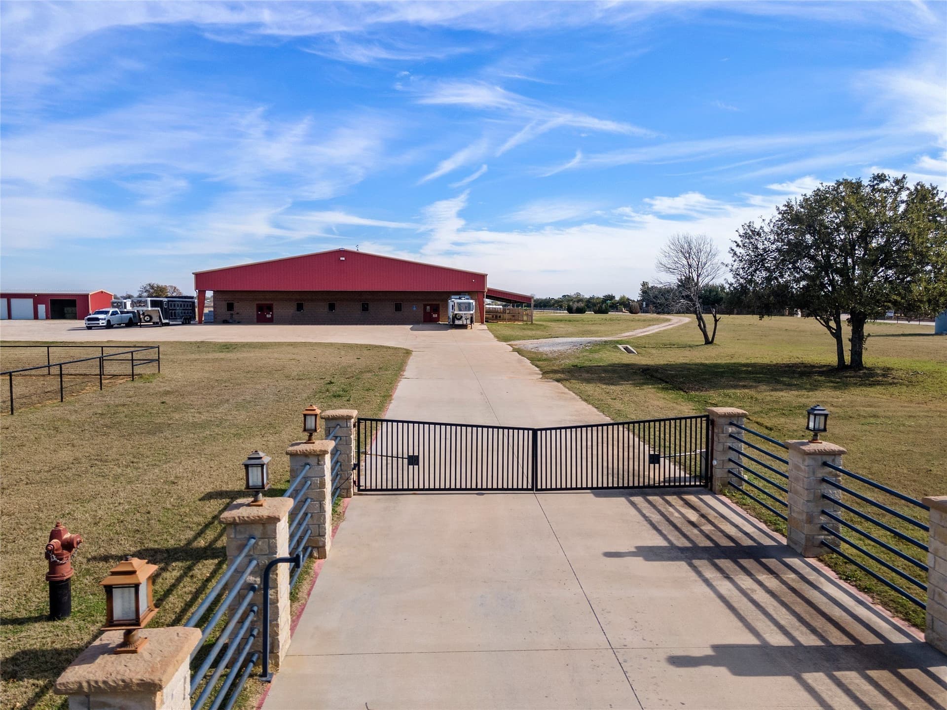 5.5 acres in Denton County gallery image 3