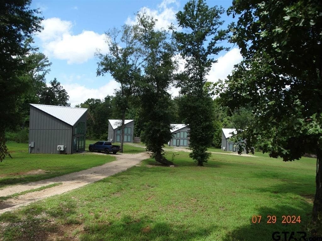 12.38 acres in Smith County gallery image 2