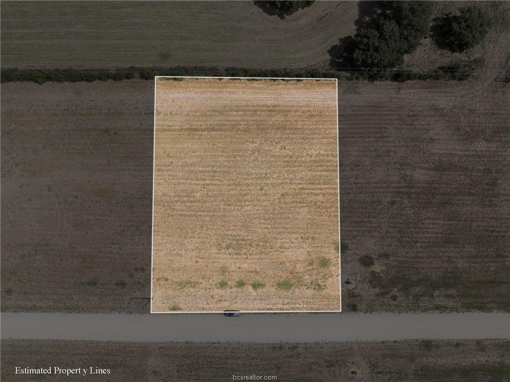 1.04 acres in Burleson County - photo 2