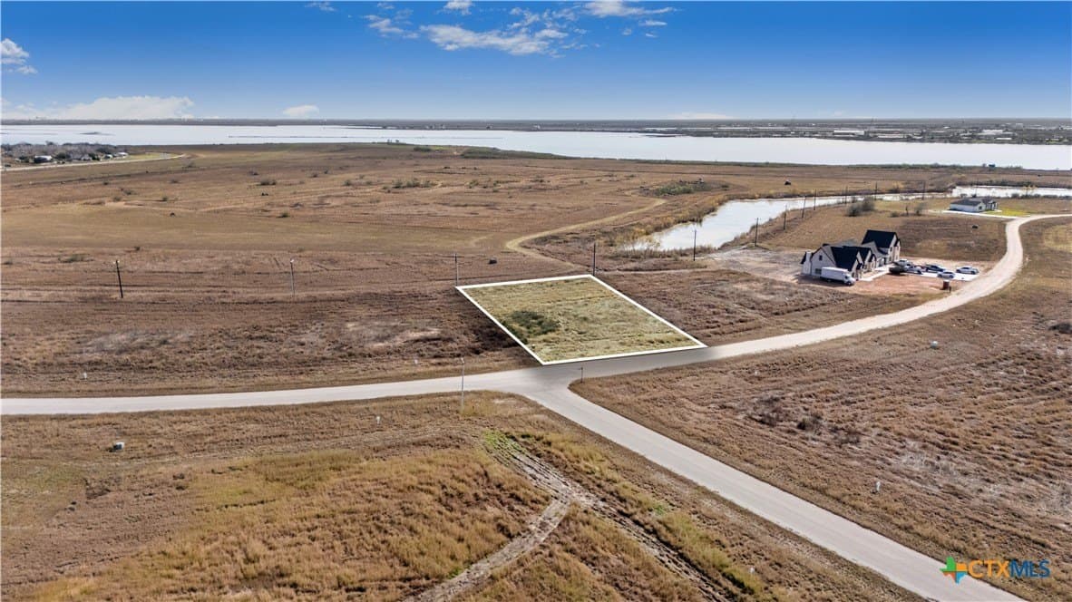 0.87 acres in Calhoun County - photo 18