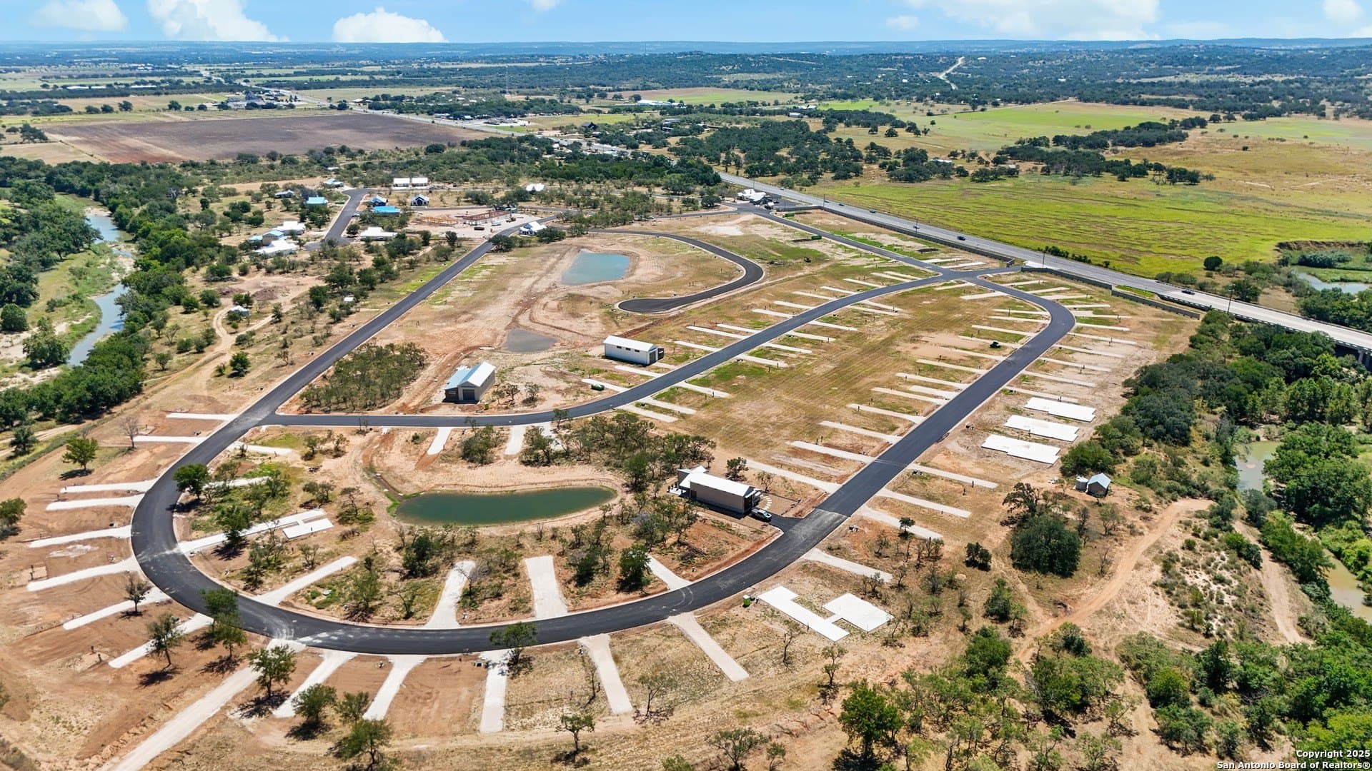 0.27 acres in Gillespie County - photo 3