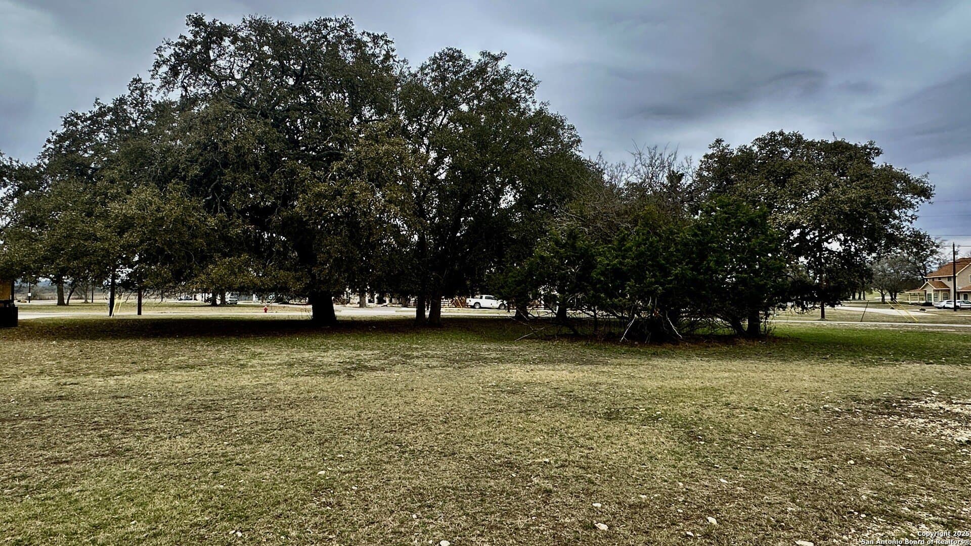 0.28 acres in Bandera County gallery image 2