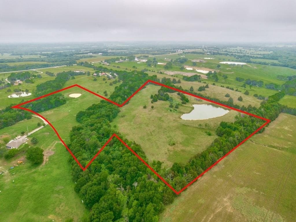 16.85 acres in Collin County gallery image 2