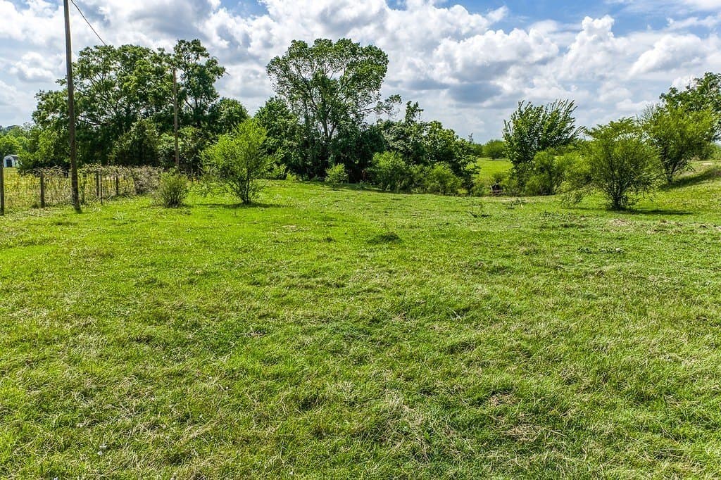 12.55 acres in Washington County gallery image 4