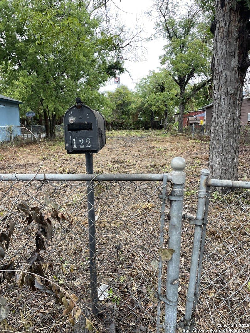 0.13 acres in Bexar County - photo 6