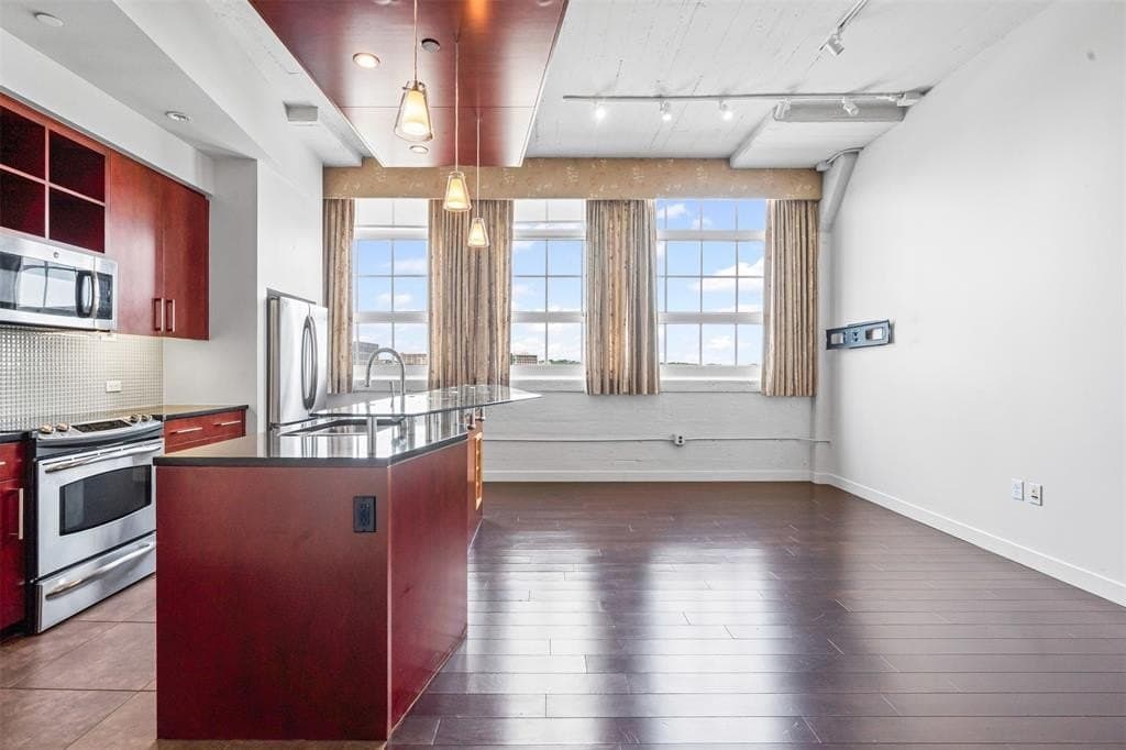 10.68 acres in Tarrant County