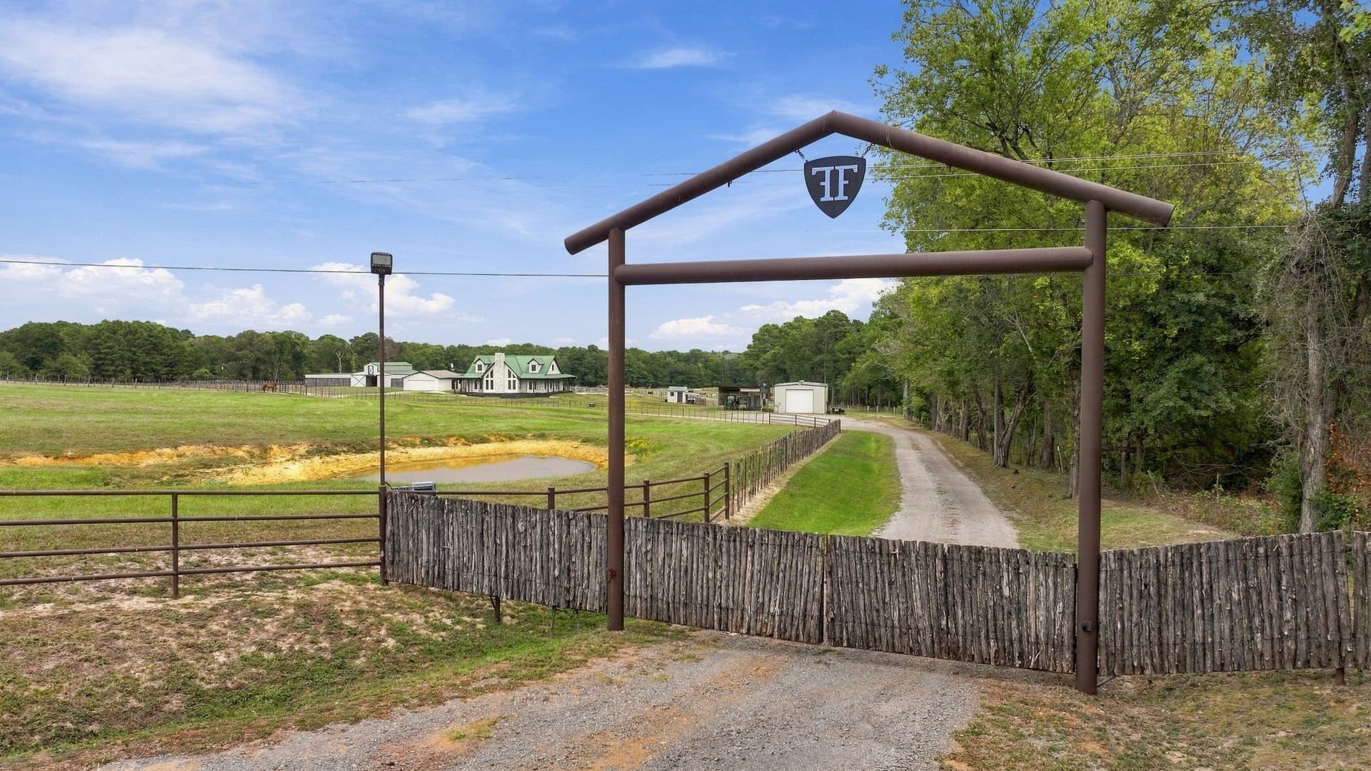 35.41 acres in Smith County - photo 2