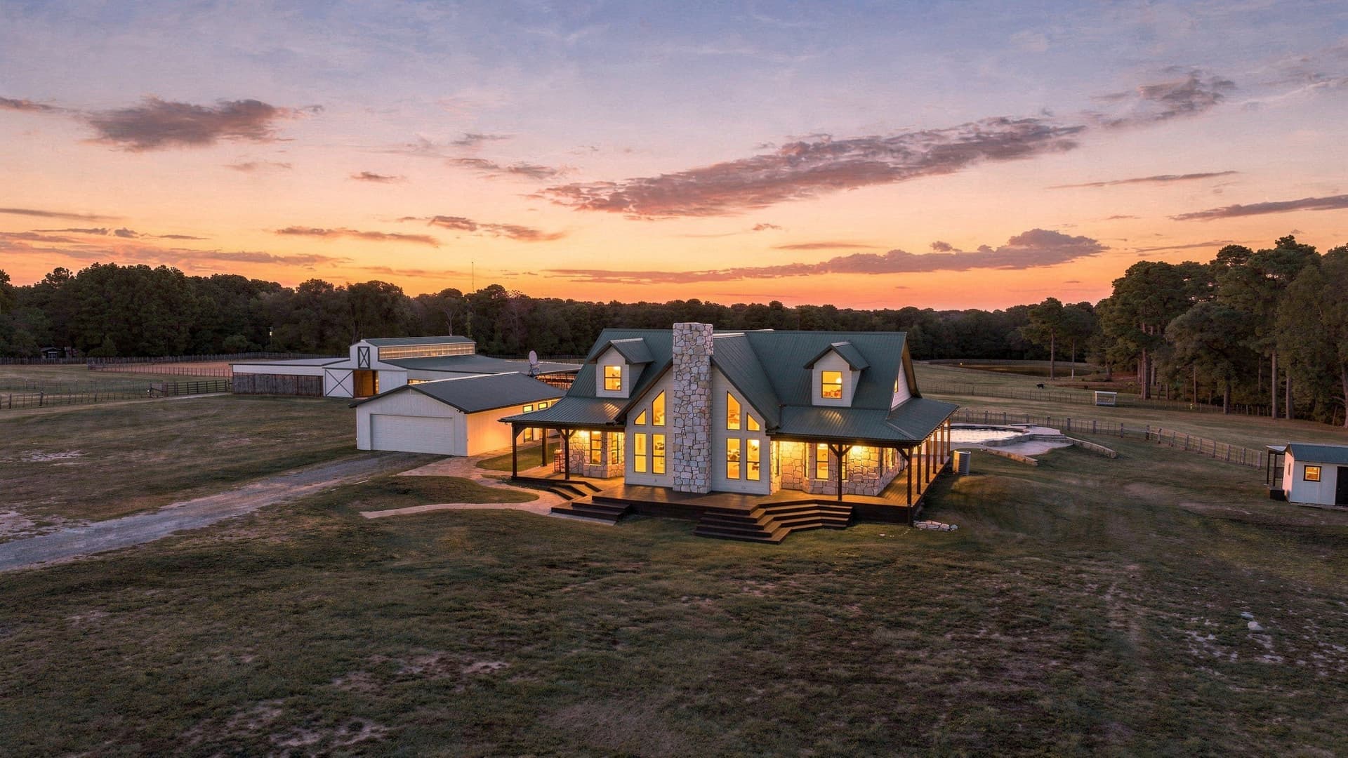35.41 acres in Smith County - photo 4