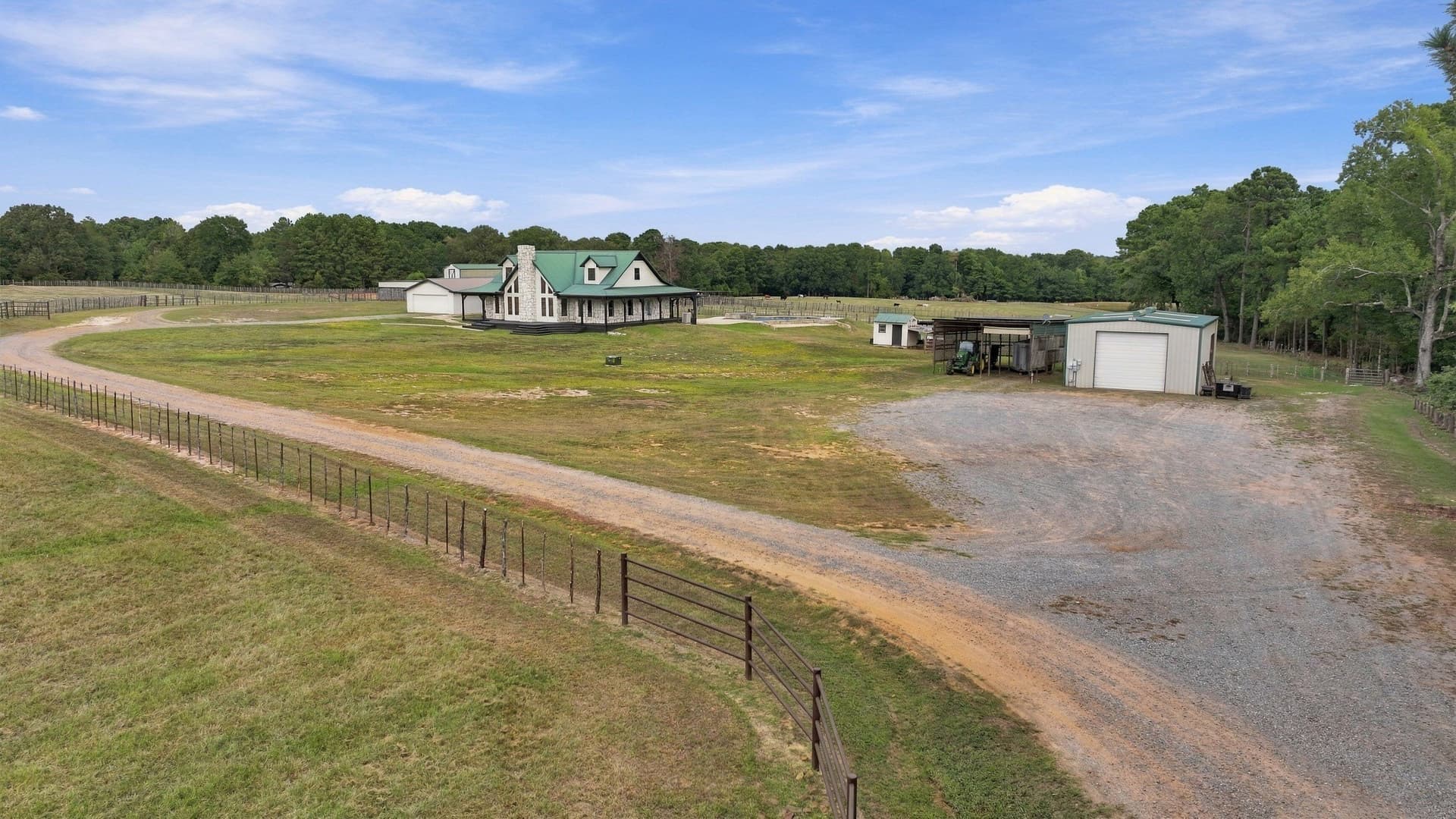 35.41 acres in Smith County - photo 3