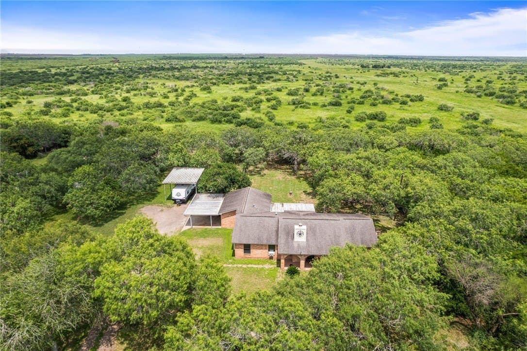 65,340 acres in San Patricio County - photo 29