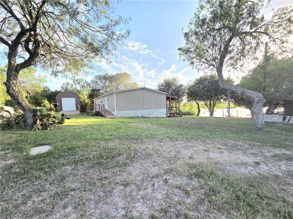 43,560 acres in Live Oak County - photo 3