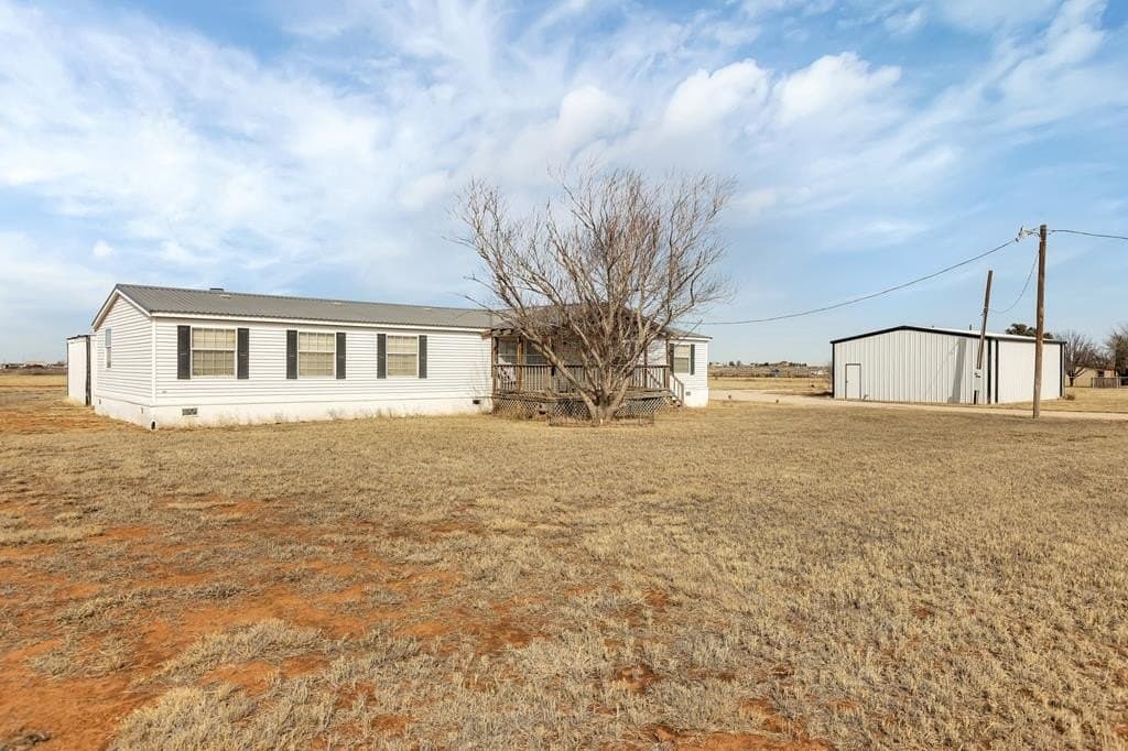 10 acres in Andrews County