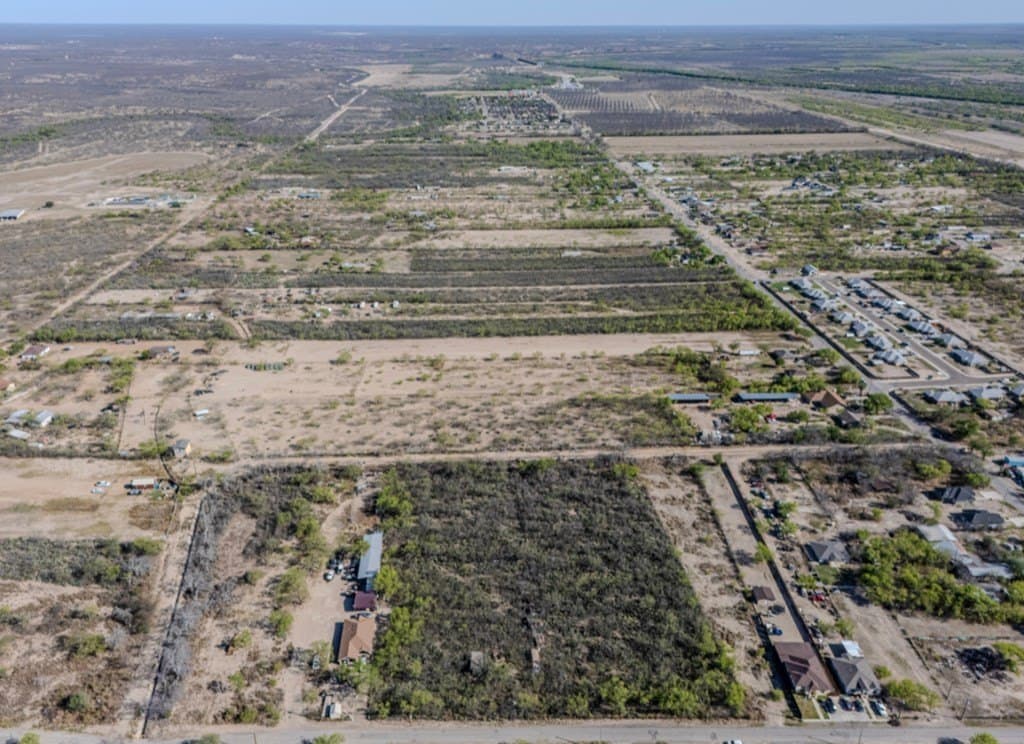 4.52 acres in Maverick County gallery image 2