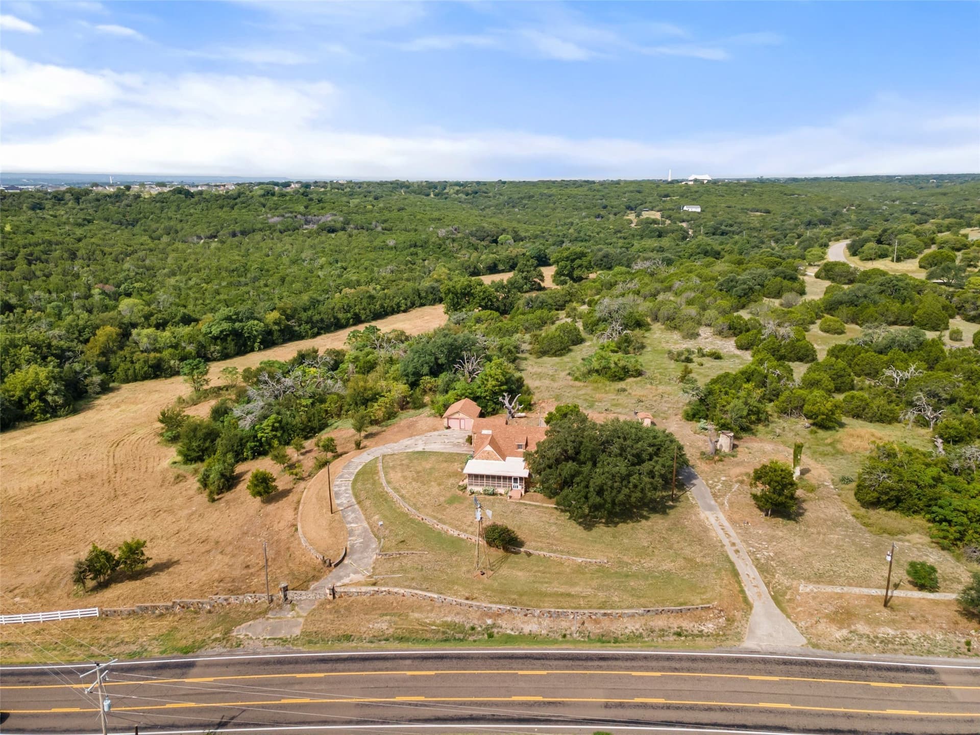 20 acres in Somervell County - photo 2