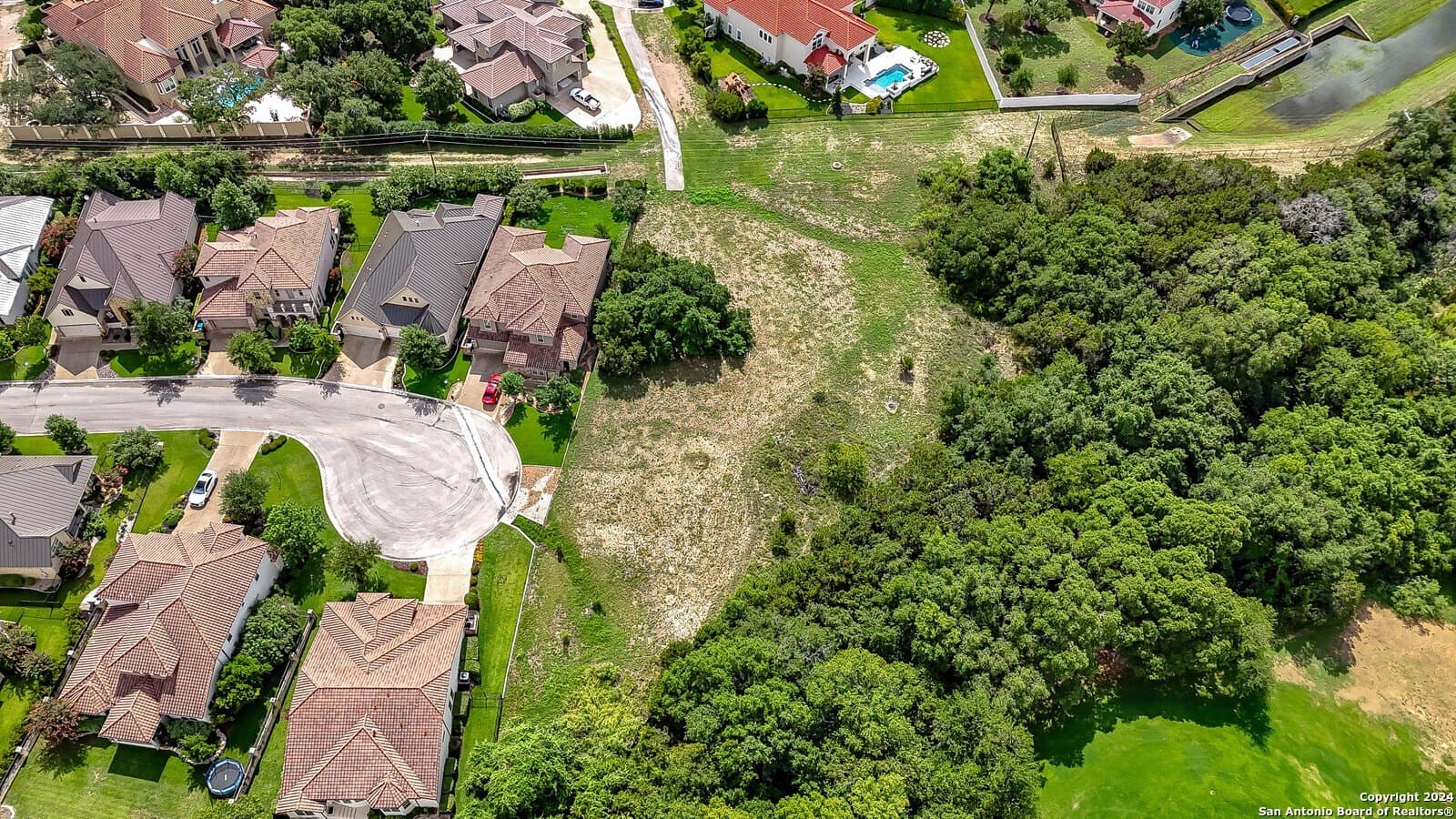 0.99 acres in Bexar County - photo 5