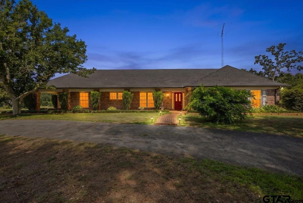 51.98 acres in Van Zandt County - photo 2