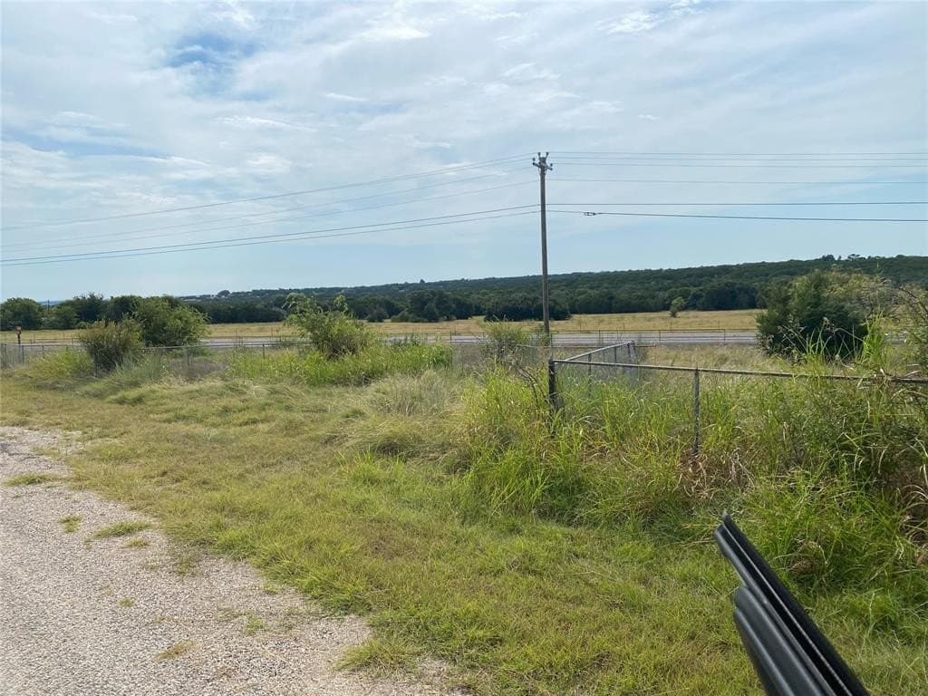 2 acres in Hood County gallery image 3