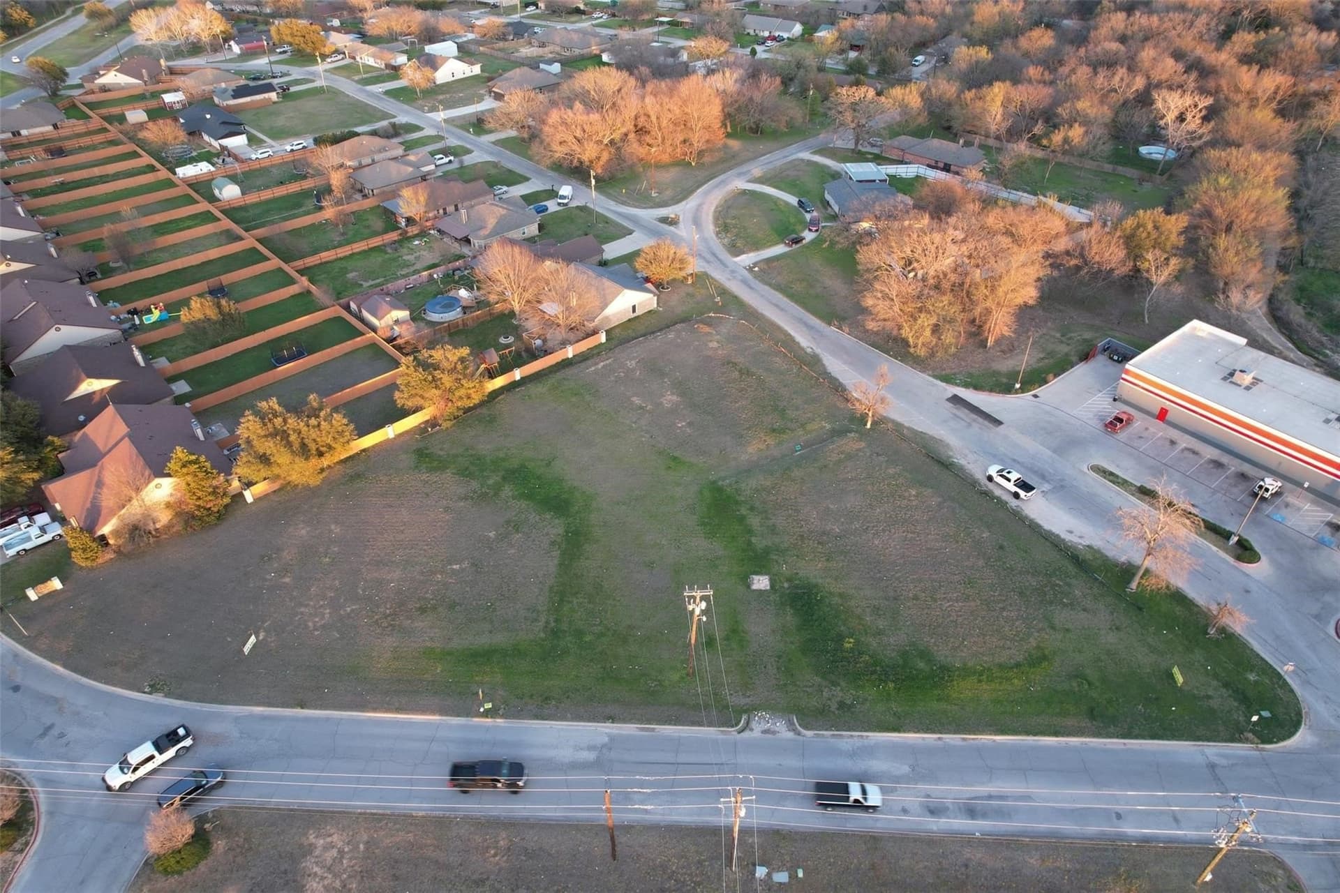 1.23 acres in Parker County gallery image 2