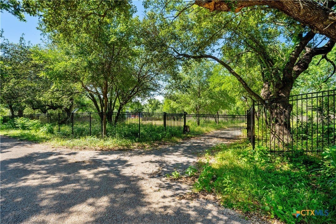 2.57 acres in Bell County gallery image 4