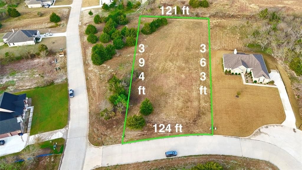 1.05 acres in Hunt County