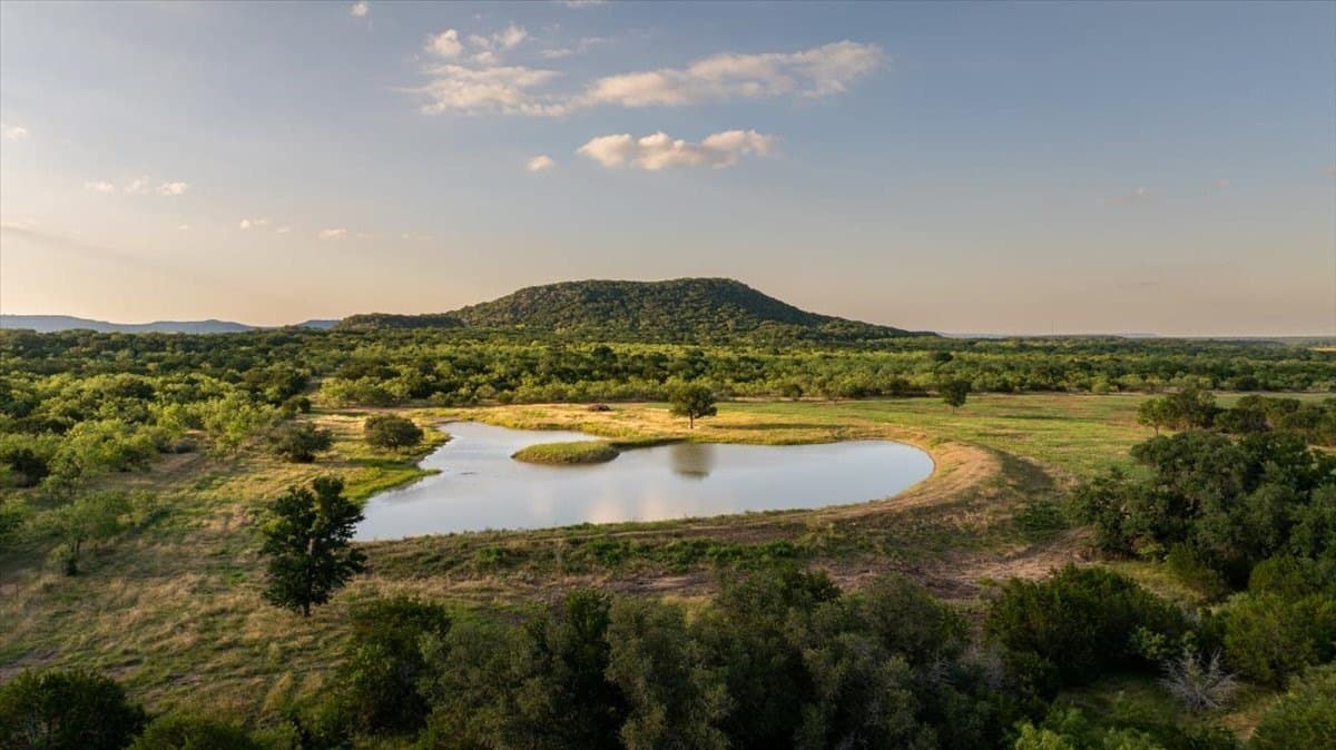 36.58 acres in Eastland County