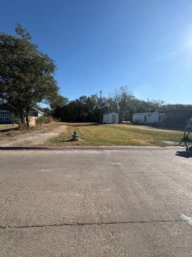 0.12 acres in Ellis County - photo 3