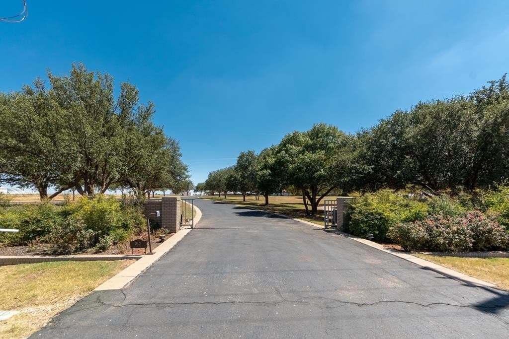 17 acres in Midland County gallery image 3