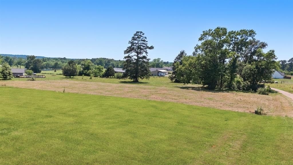 1.05 acres in Van Zandt County gallery image 4