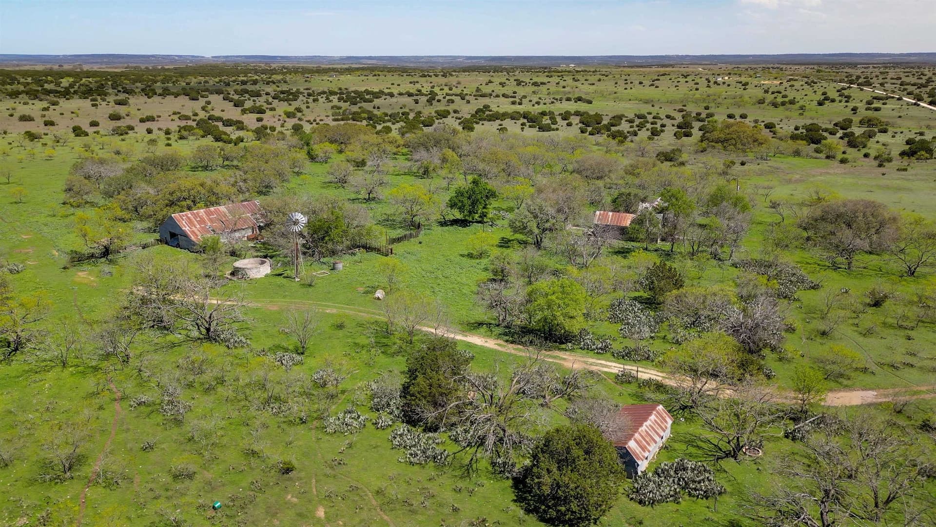 686.04 acres in Lampasas County - photo 4