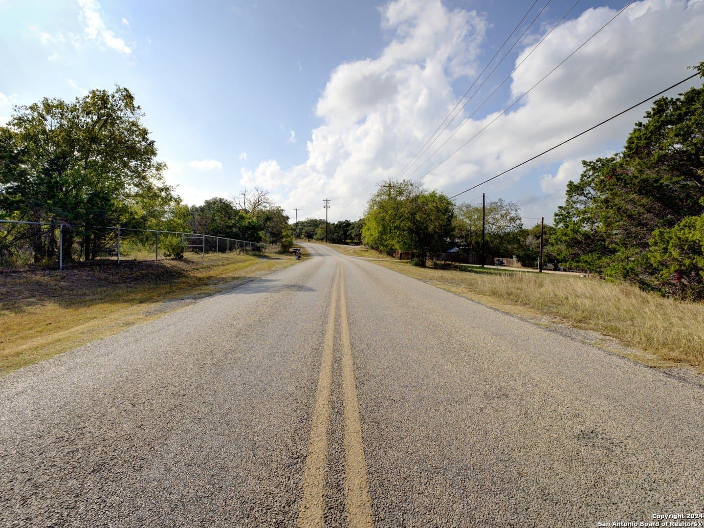 0.4 acres in Comal County - photo 8