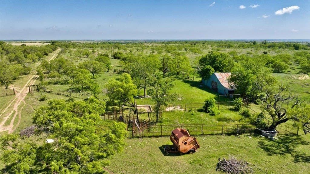 458 acres in Lampasas County - photo 8