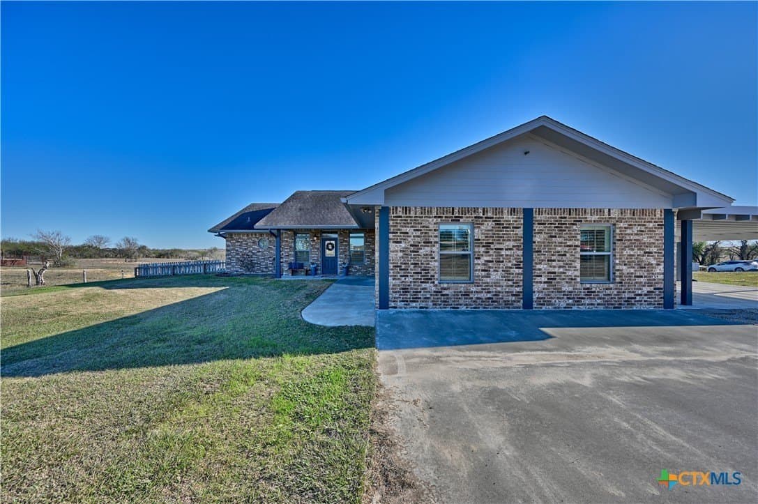 26 acres in Gonzales County gallery image 4