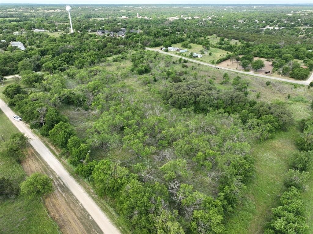 8 acres in Hamilton County