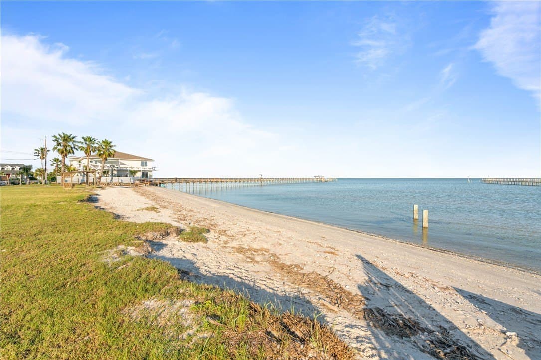 0.25 acres in Aransas County - photo 8
