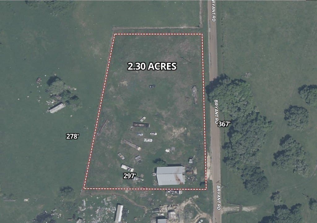 2 acres in Lavaca County