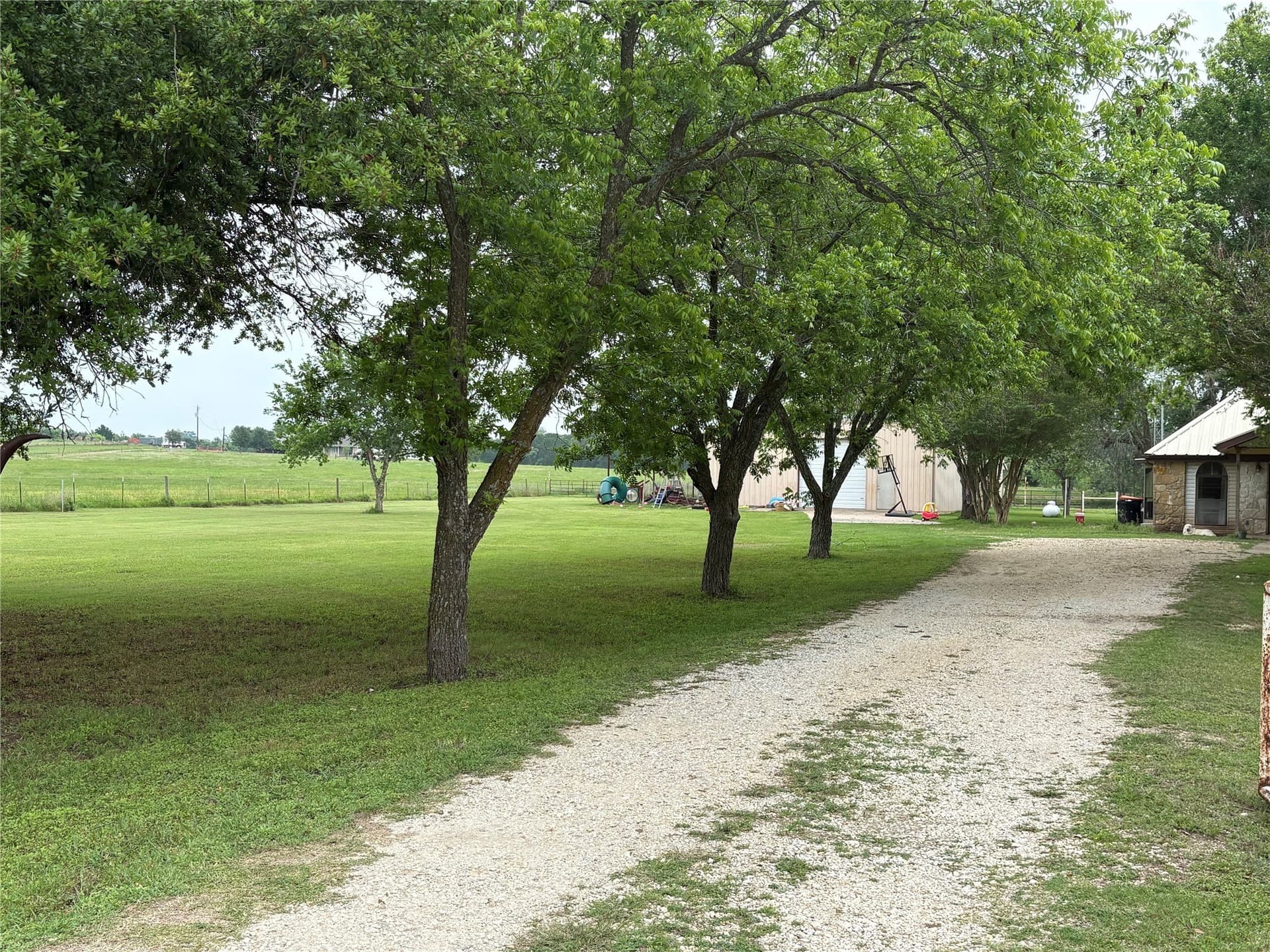14.01 acres in McLennan County gallery image 2