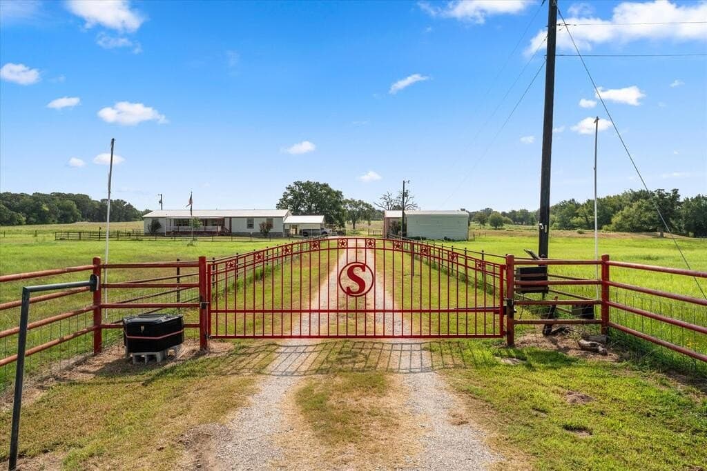 10.02 acres in Henderson County - photo 2