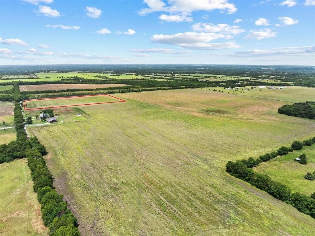 12.5 acres in Grayson County featured view