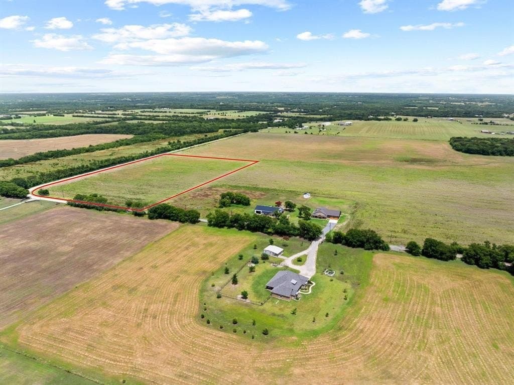 12.5 acres in Grayson County
