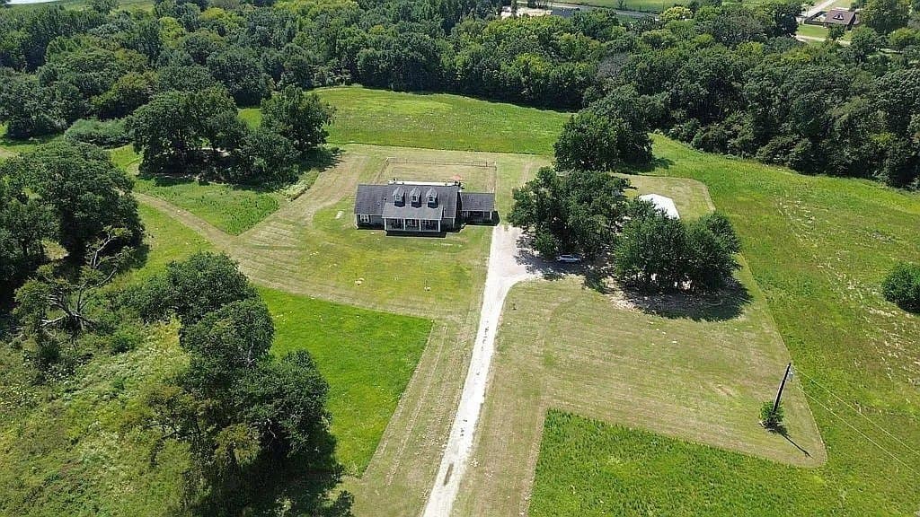 17.86 acres in Van Zandt County
