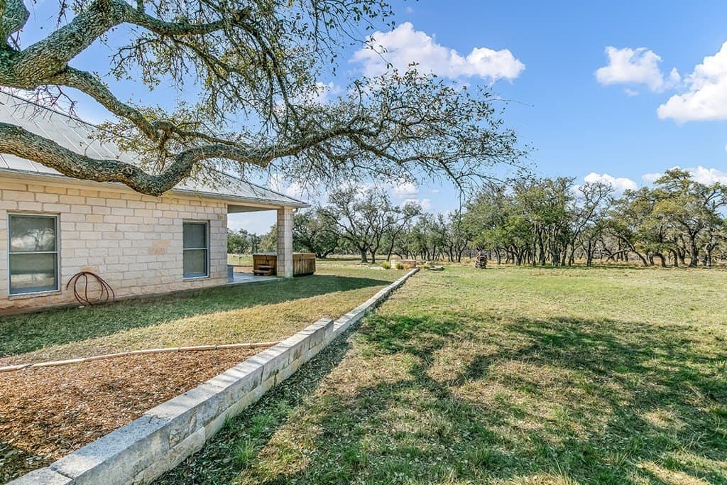 35 acres in Gillespie County - photo 12