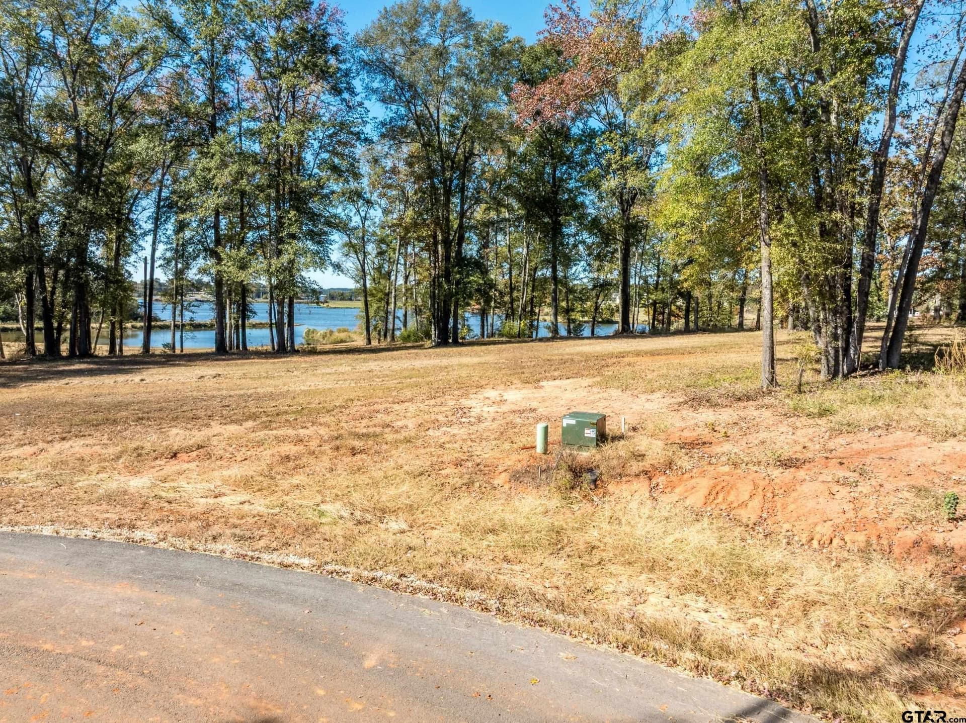 0.87 acres in Smith County - photo 6