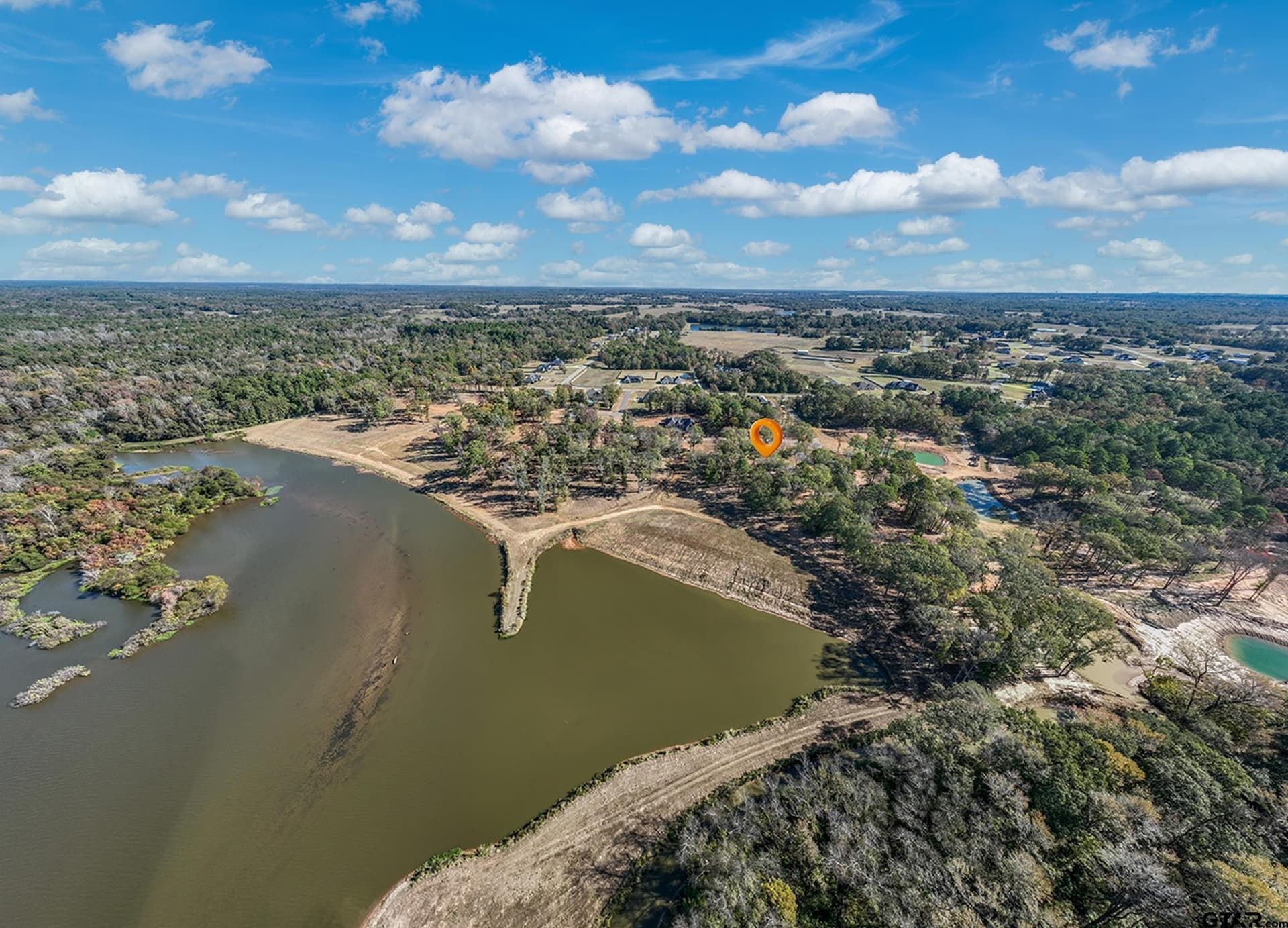 0.87 acres in Smith County - photo 9