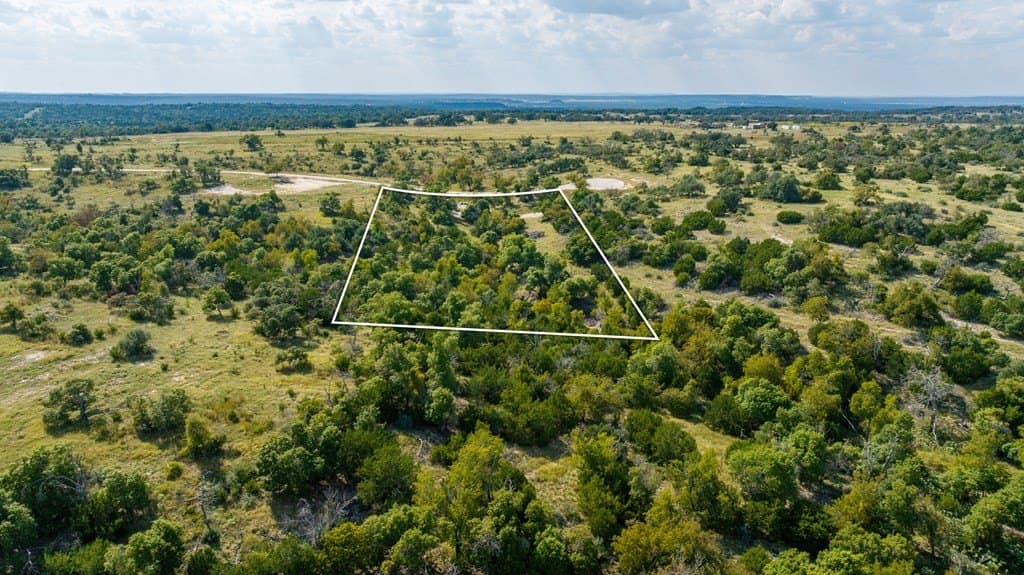 5.19 acres in Gillespie County - photo 3